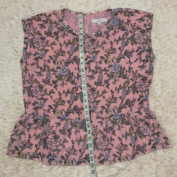 SOLD ✨ LOFT Floral Print w Peplum Hem Blouse Pink Multicolor - Size M - Picture 11 of 14